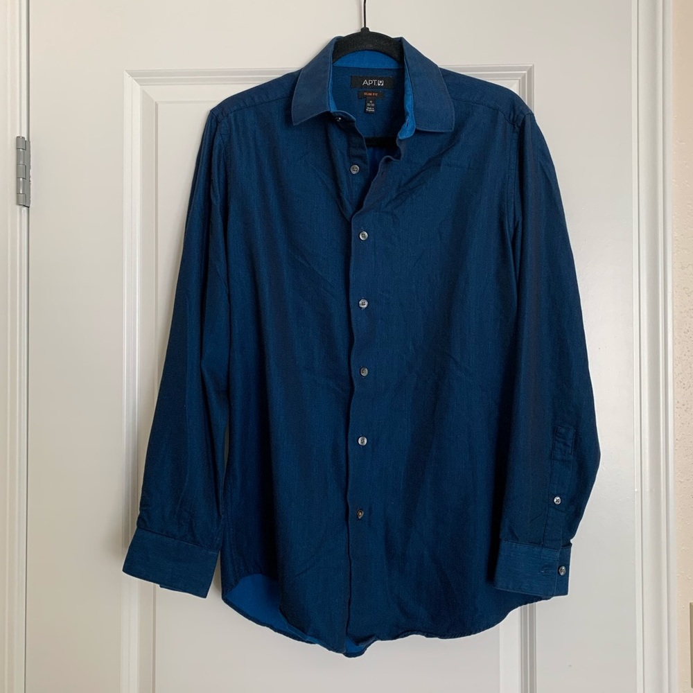 NWOT mens’ long sleeve button down shirt